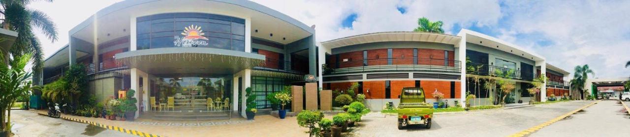 The Horizon Suites And Arcade General Santos City Exterior photo